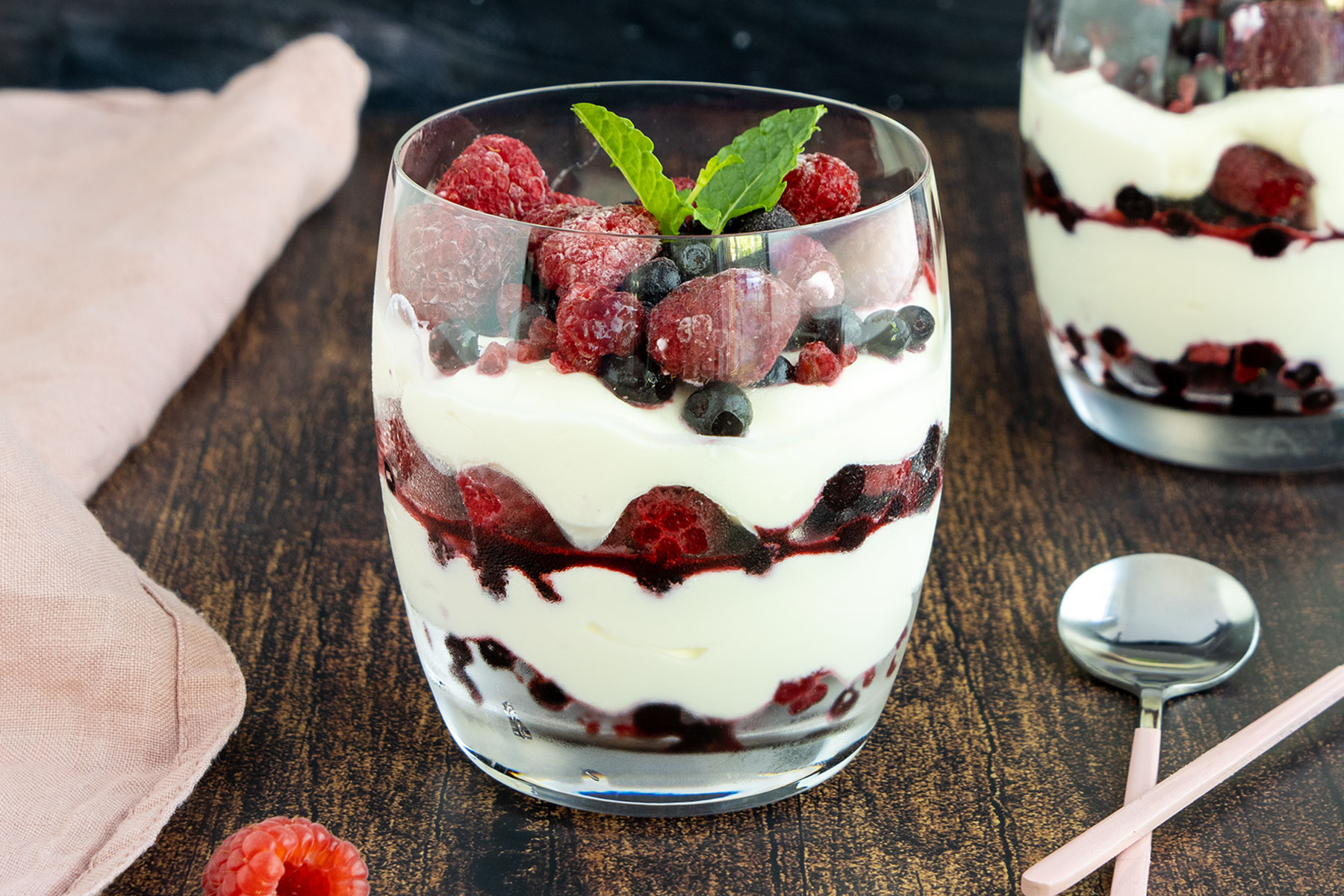 Mascarpone mit Früchten